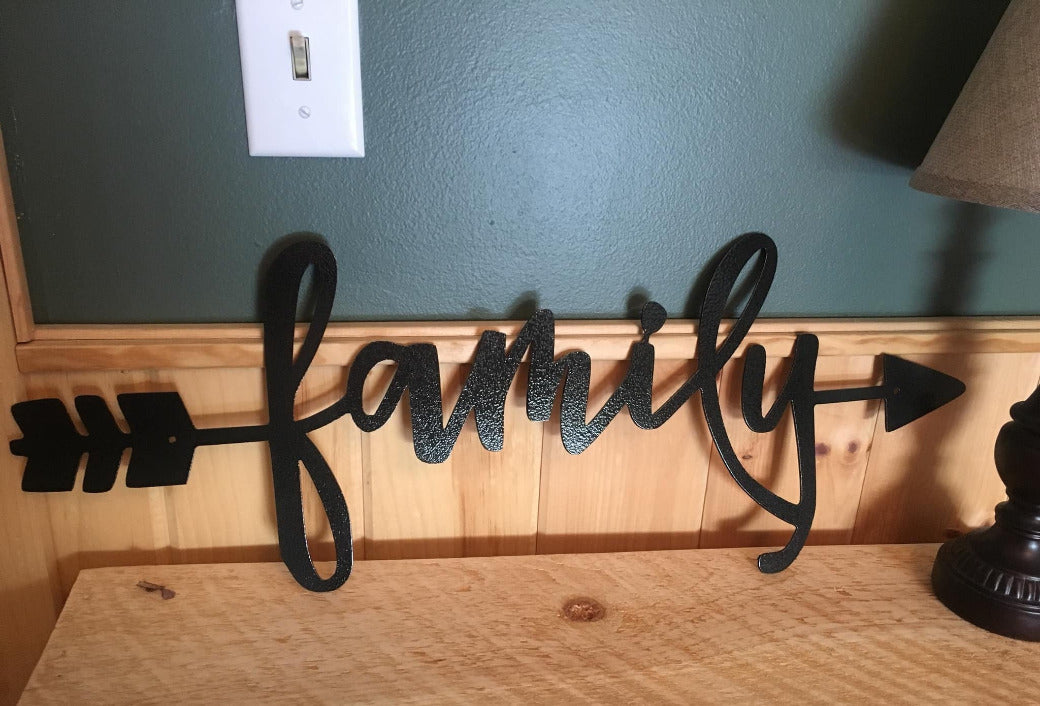 Family Arrow Metal Decor